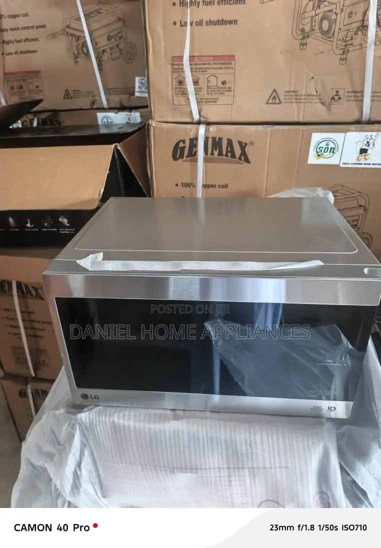 LG Neochef 25L Smart Inverter Microwave Oven
