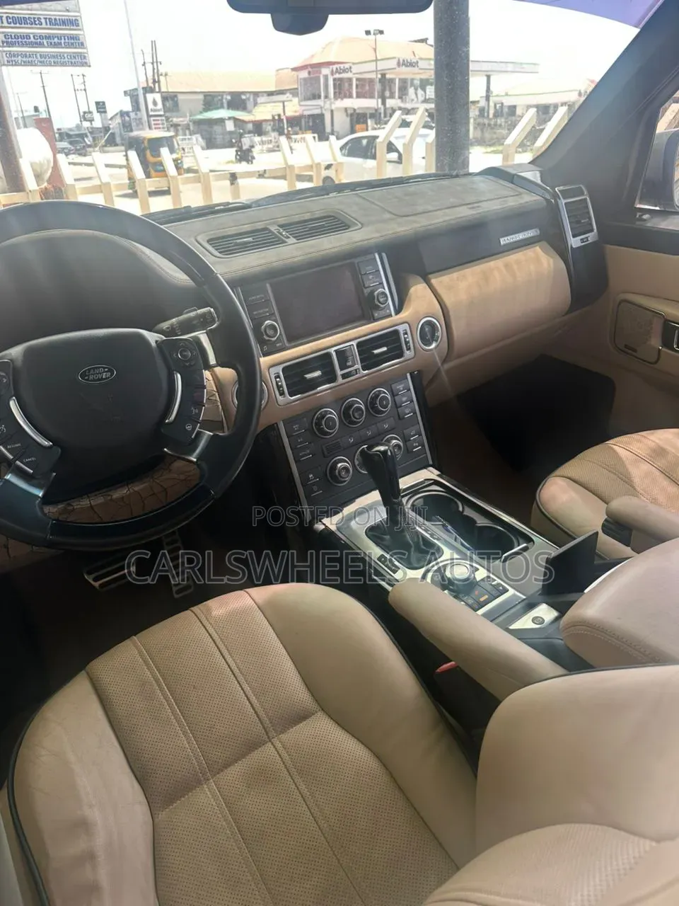 Land Rover Range Rover Vogue 2010 Gray