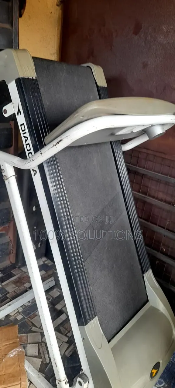 Best Gray Standard Japan Treadmill for Sale