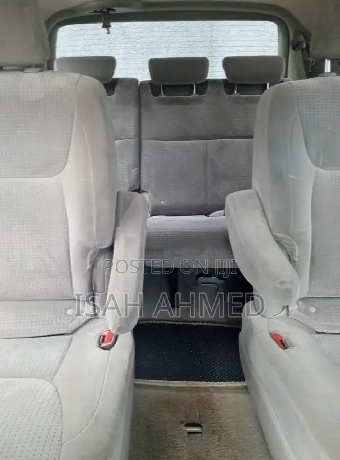 Toyota Sienna LE 2009 Red