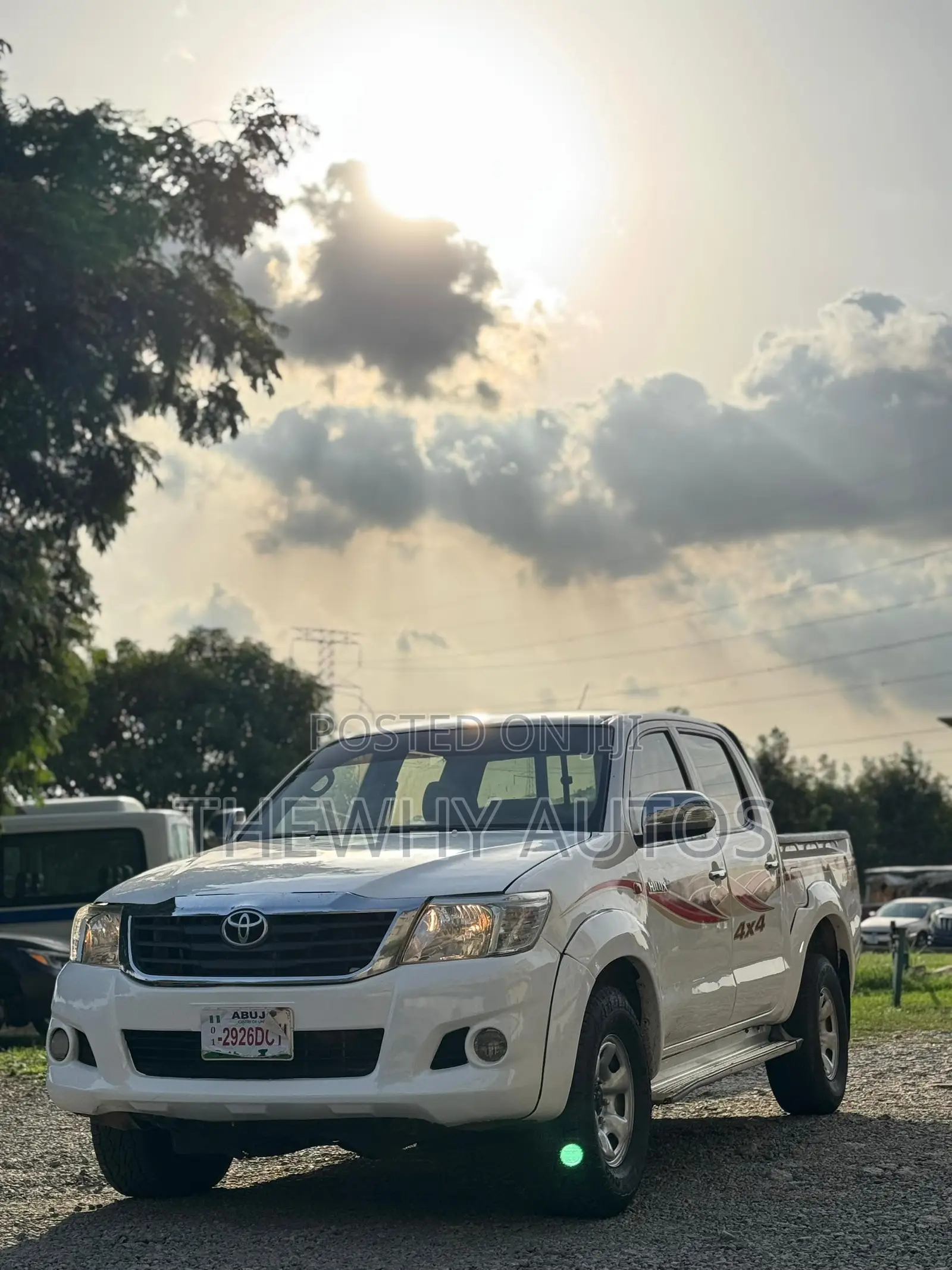 Toyota Hilux 2.0 VVT-i 2012 White
