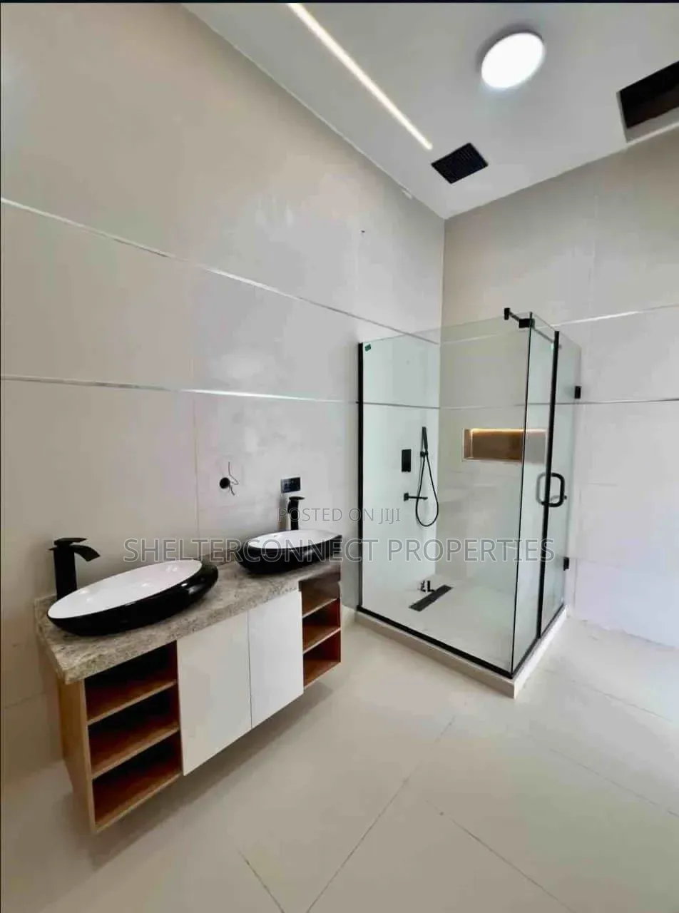 4bdrm Duplex in Ado / Ajah for sale