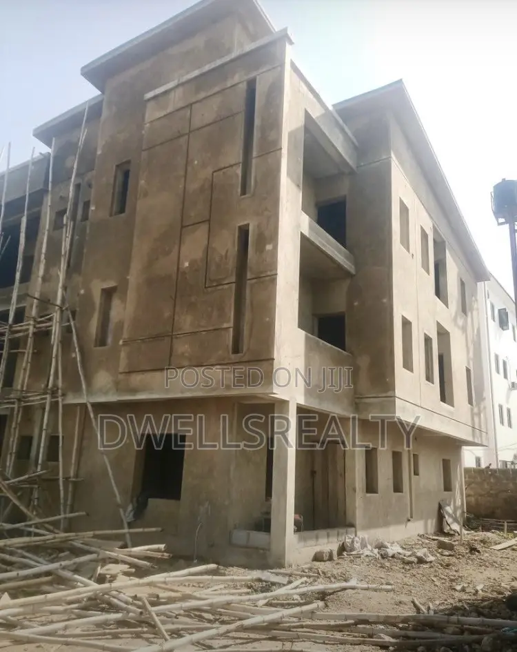 3bdrm Apartment in Boite Sapphire, Life Camp for sale