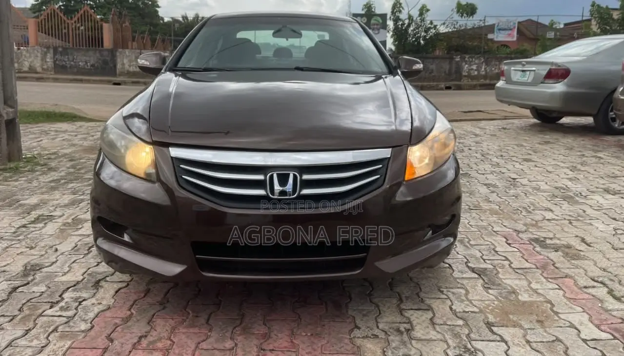 Honda Accord 2010 Brown