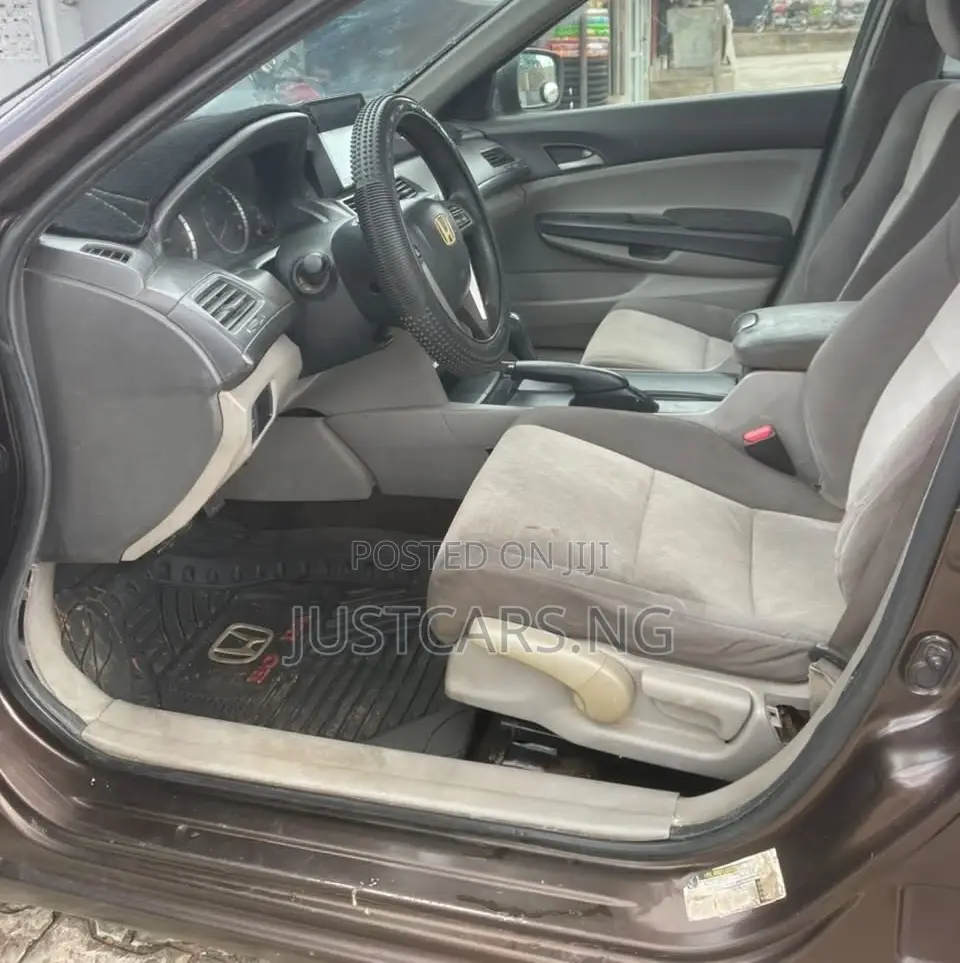 Honda Accord 2010 Brown