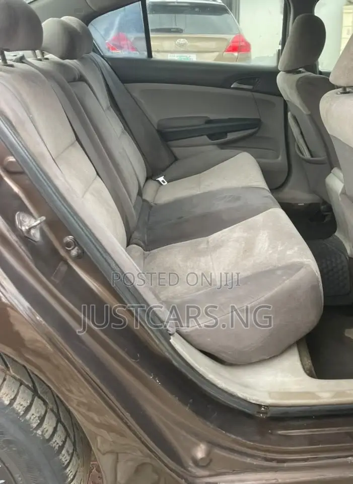 Honda Accord 2010 Brown