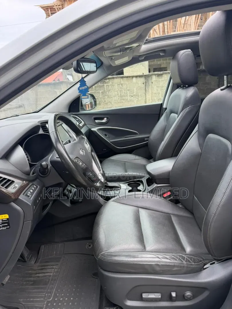Hyundai Santa Fe SE Ultimate AWD 2017 Silver