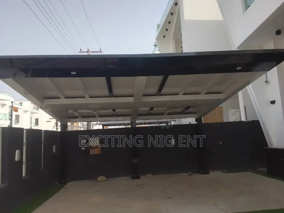 Car Park Padded With Board