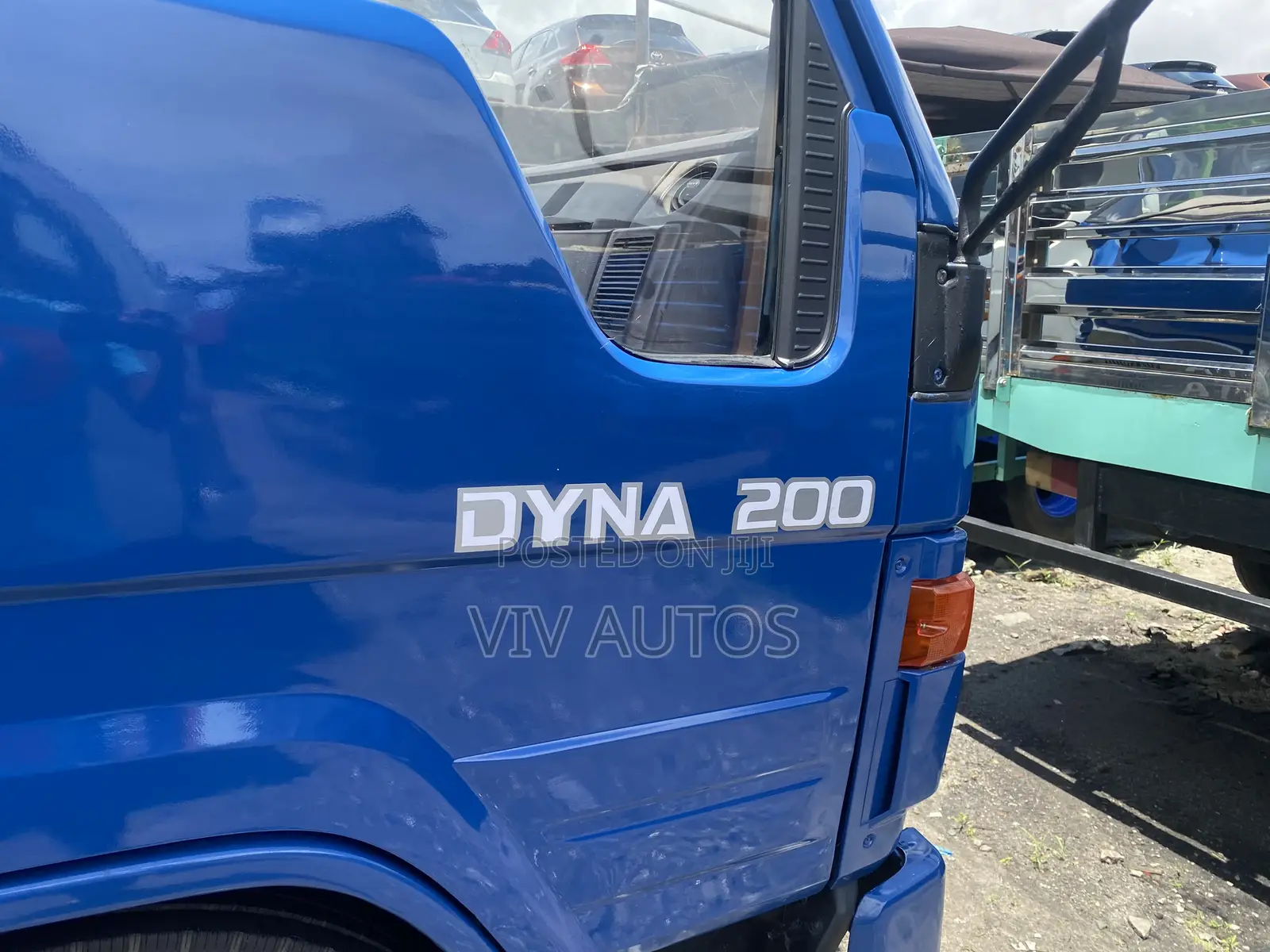 Dyna 200 Six Tyres