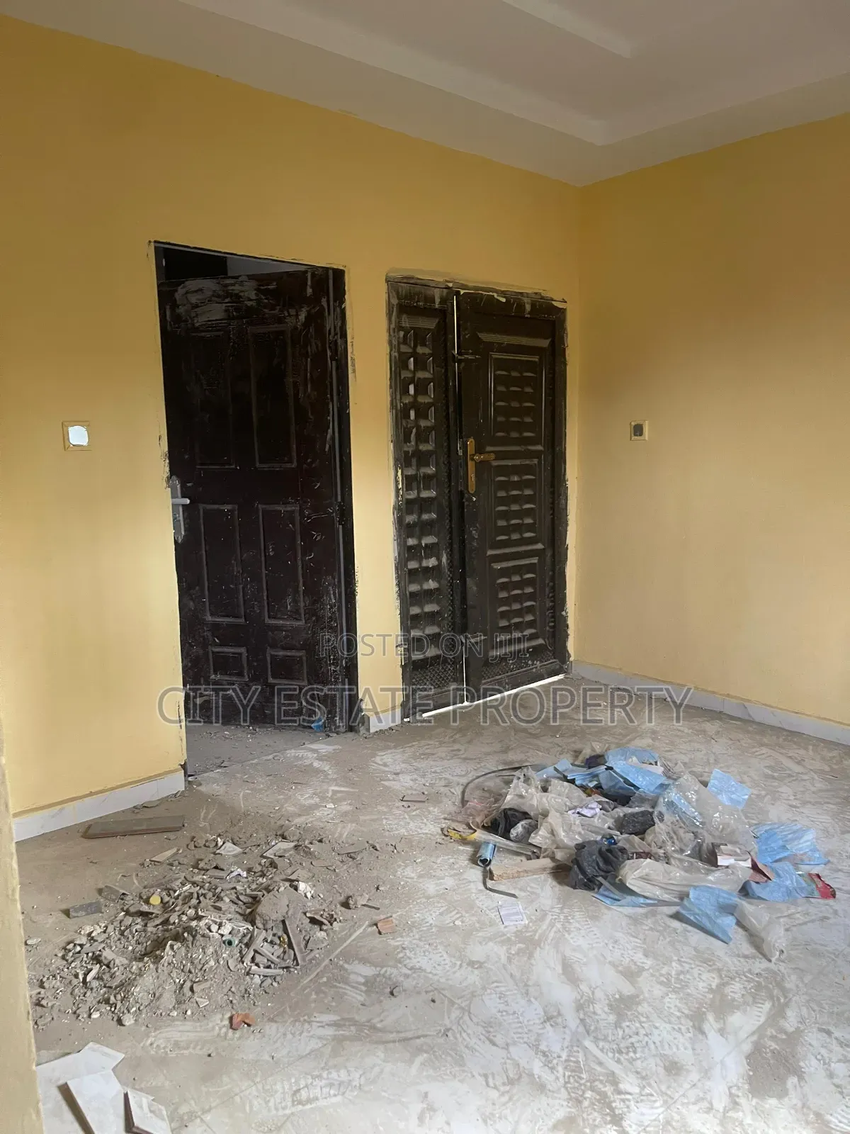 3bdrm Bungalow in Ibeto, Rainbow Town for sale