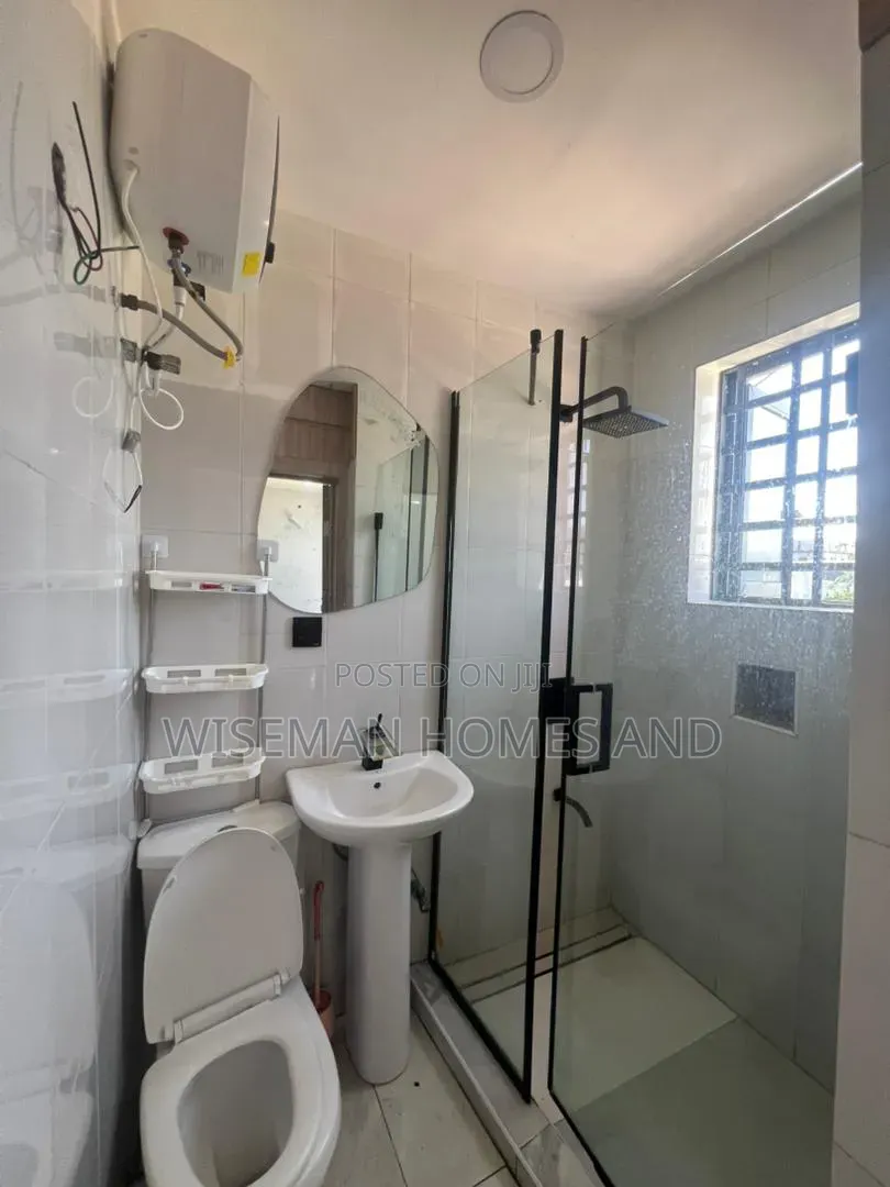 2bdrm Apartment in Ologolo Lekki for rent
