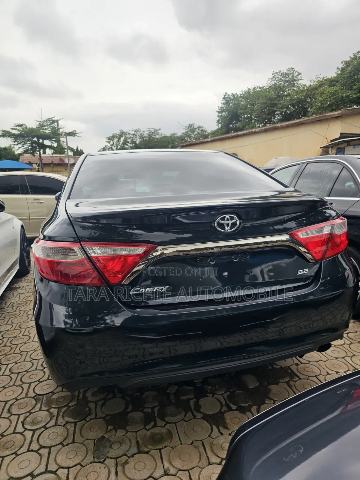 Toyota Camry 2016 Black