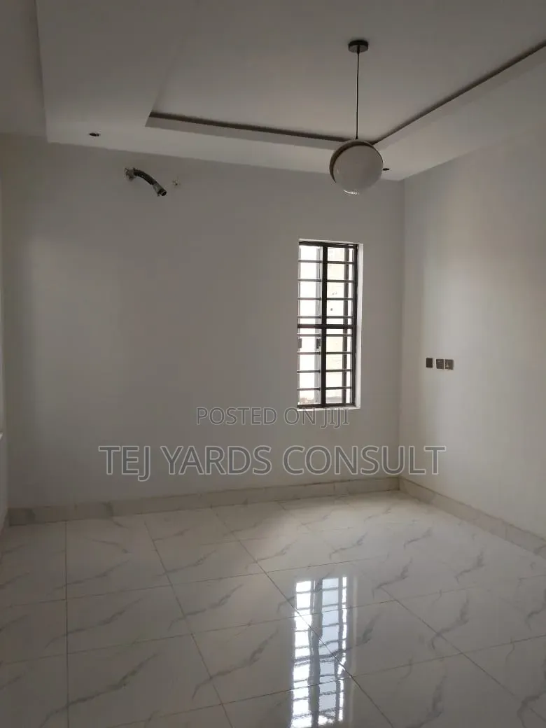 4bdrm Duplex in Ikate for sale