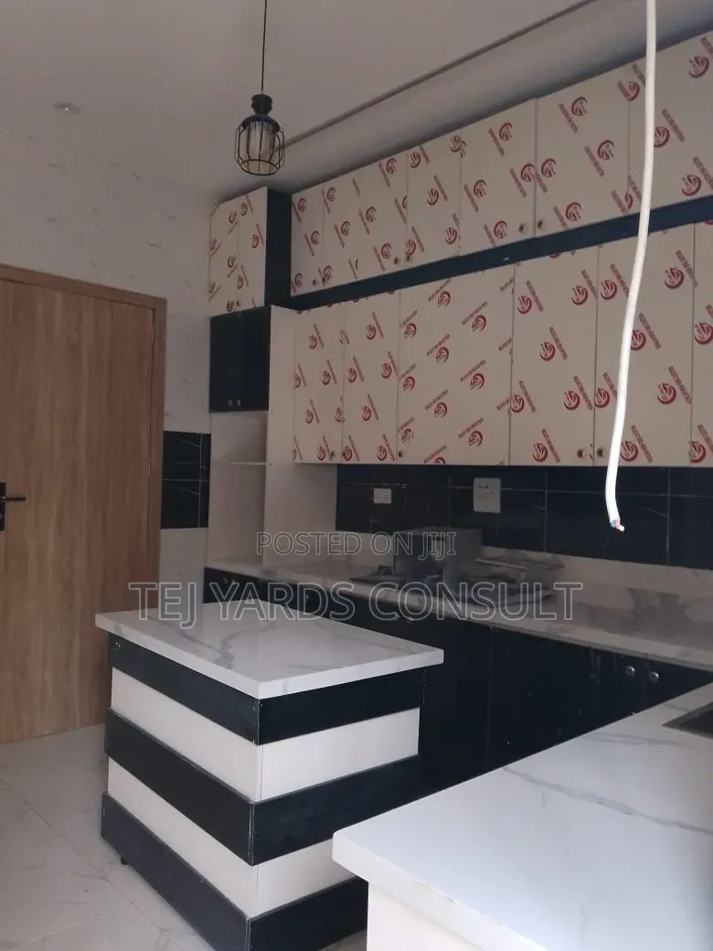 4bdrm Duplex in Ikate for sale