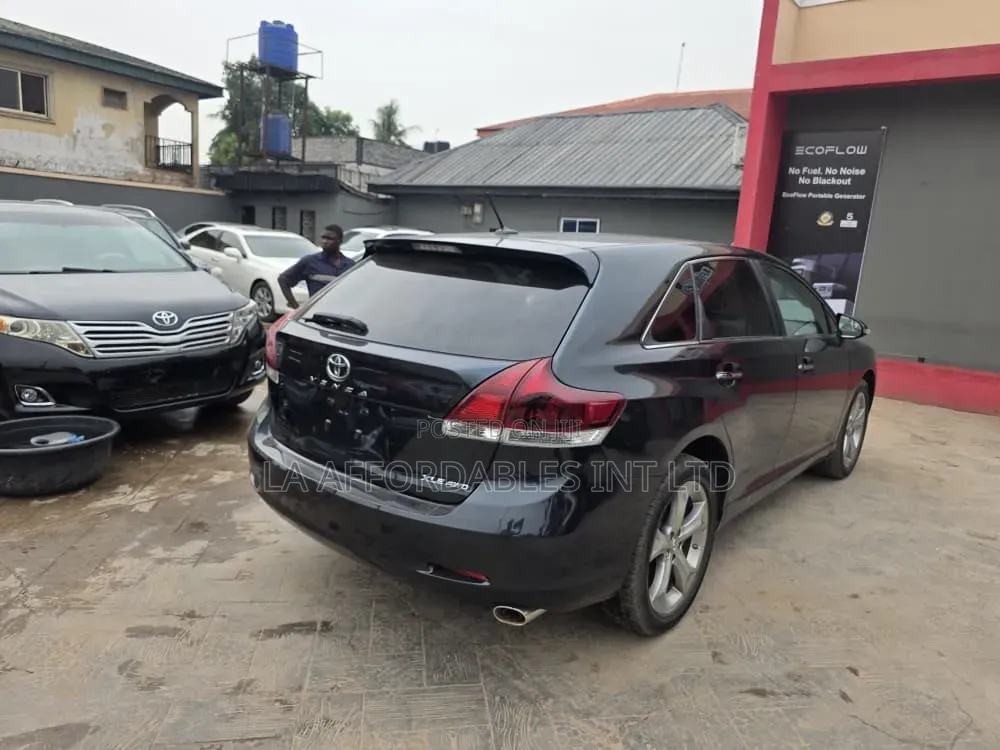 Toyota Venza XLE AWD 2013 Blue