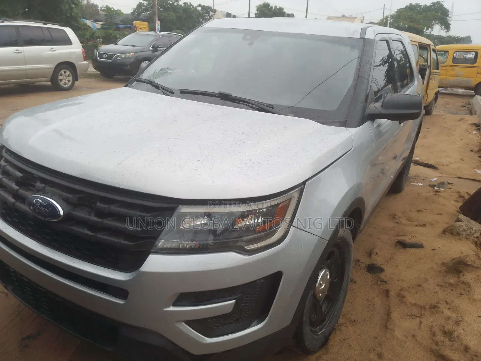 Ford Explorer 2018 Silver