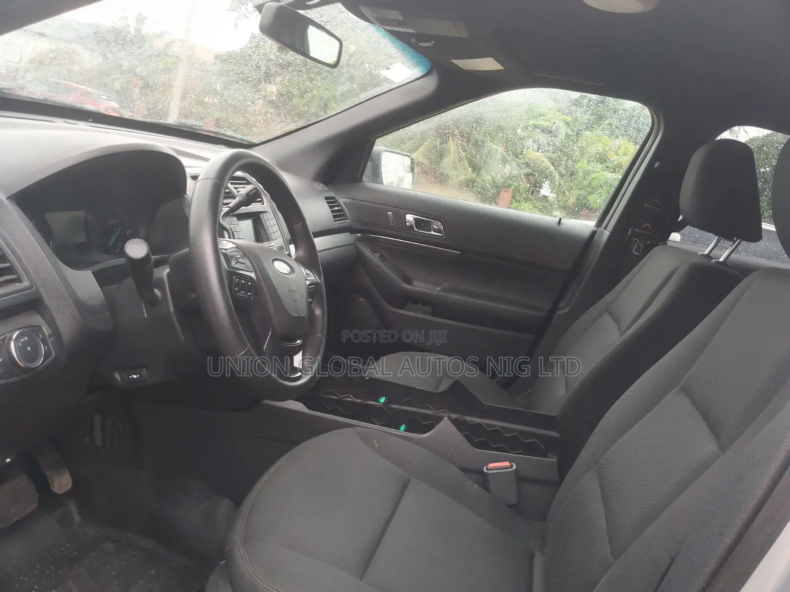 Ford Explorer 2018 Silver