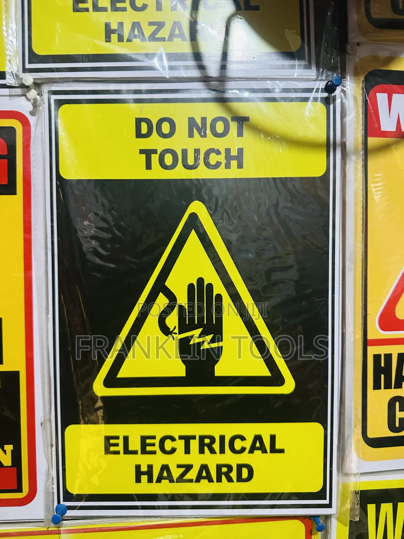Flammable Sign Design For Safety
