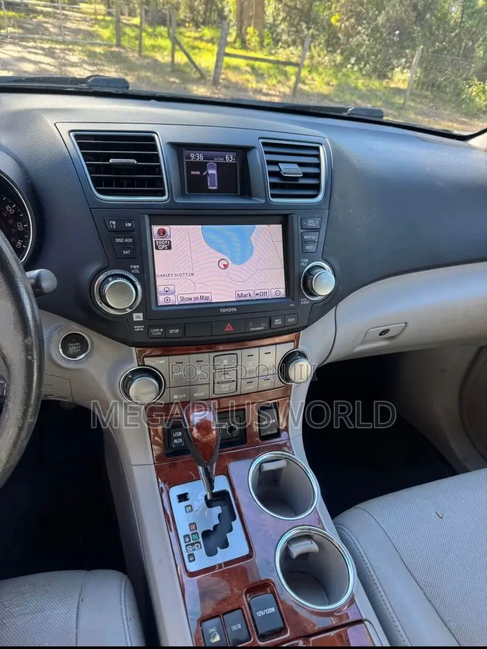 Toyota Highlander Limited 2012 Burgundy
