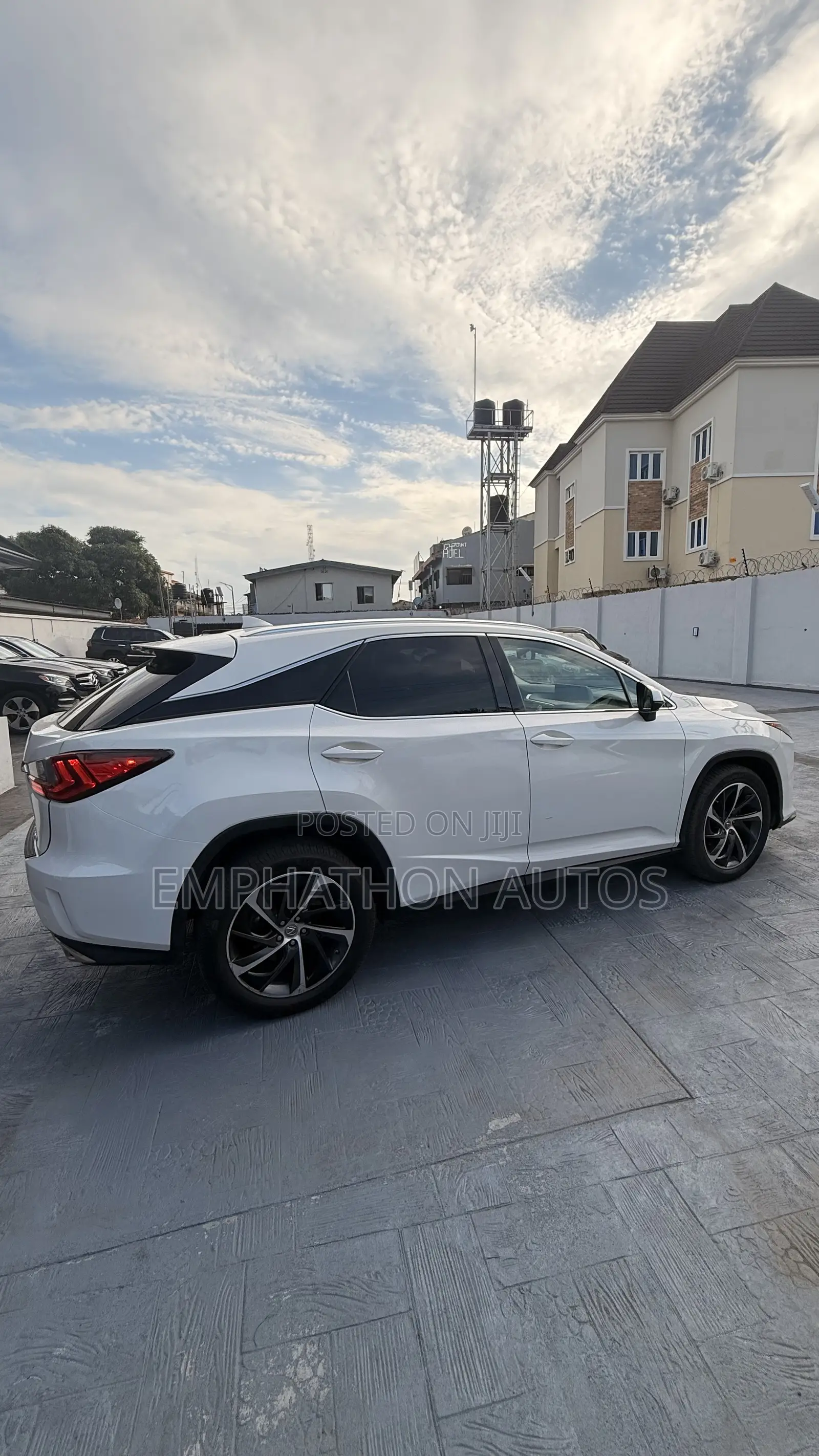 Lexus RX 350 FWD 2018 White