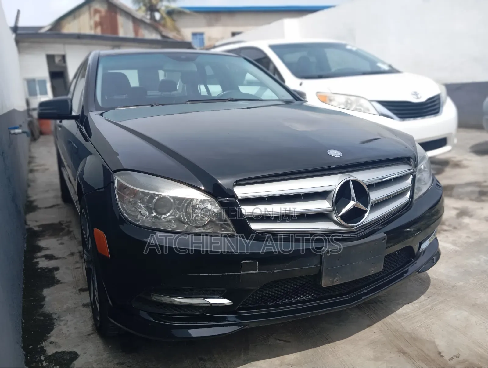 Mercedes-Benz C300 2009 Black