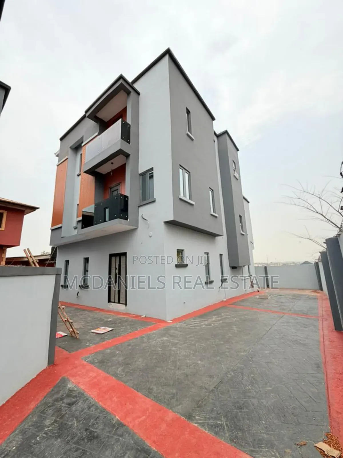 4bdrm Duplex in Magodo Phase 1 for sale
