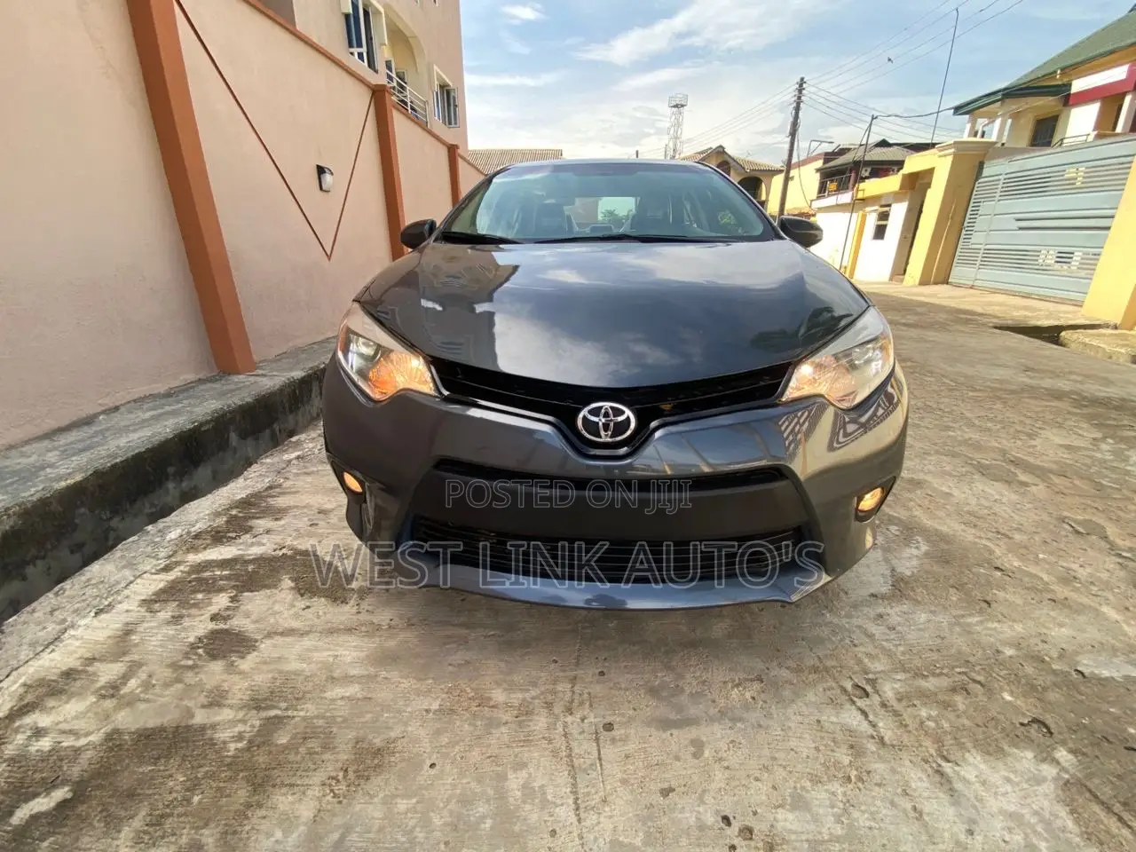 Toyota Corolla L 4dr Sedan (1.8L 4cyl 4A) 2014