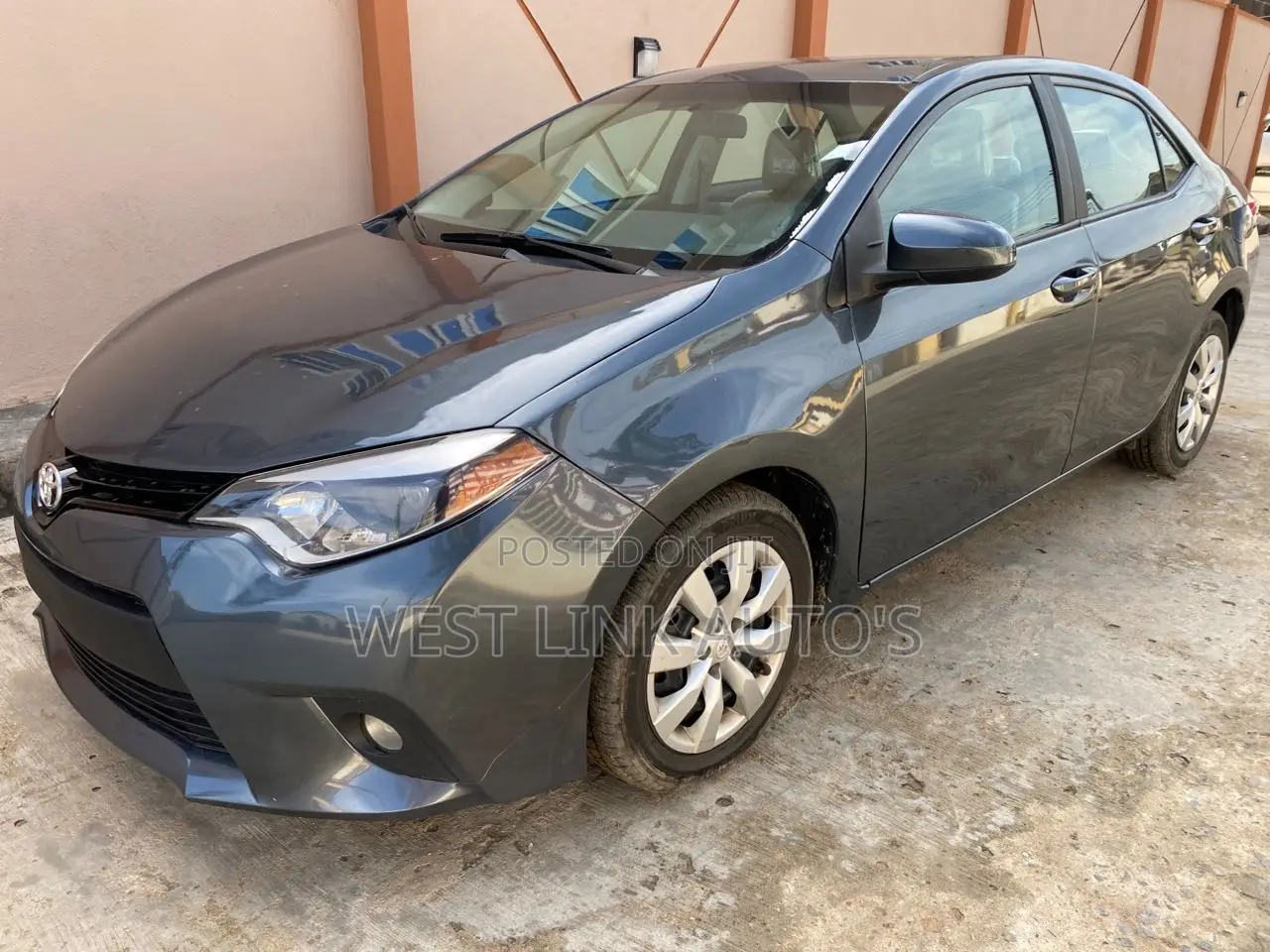 Toyota Corolla L 4dr Sedan (1.8L 4cyl 4A) 2014
