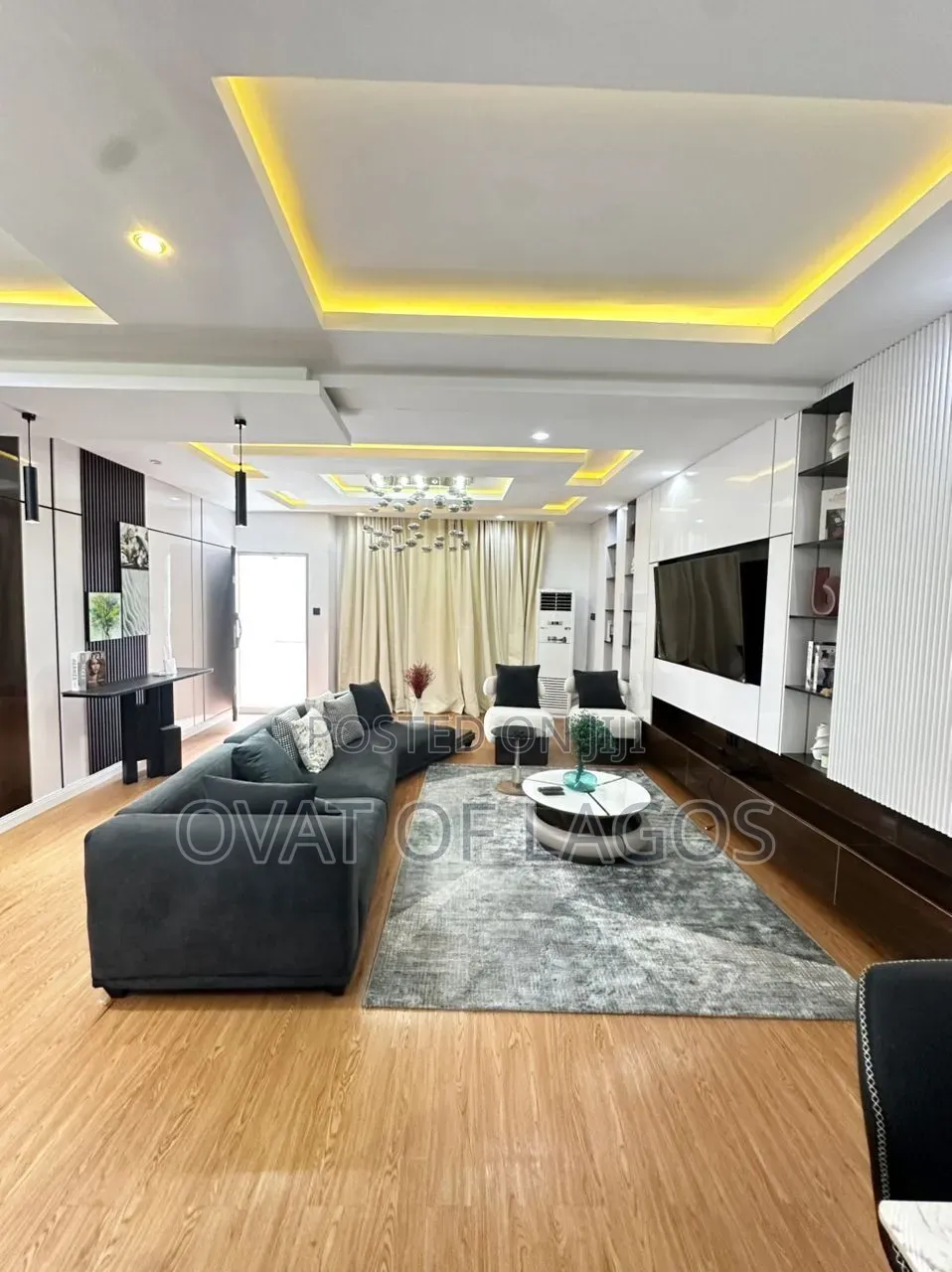 Furnished 2bdrm Apartment in Lekki Conservation for sale