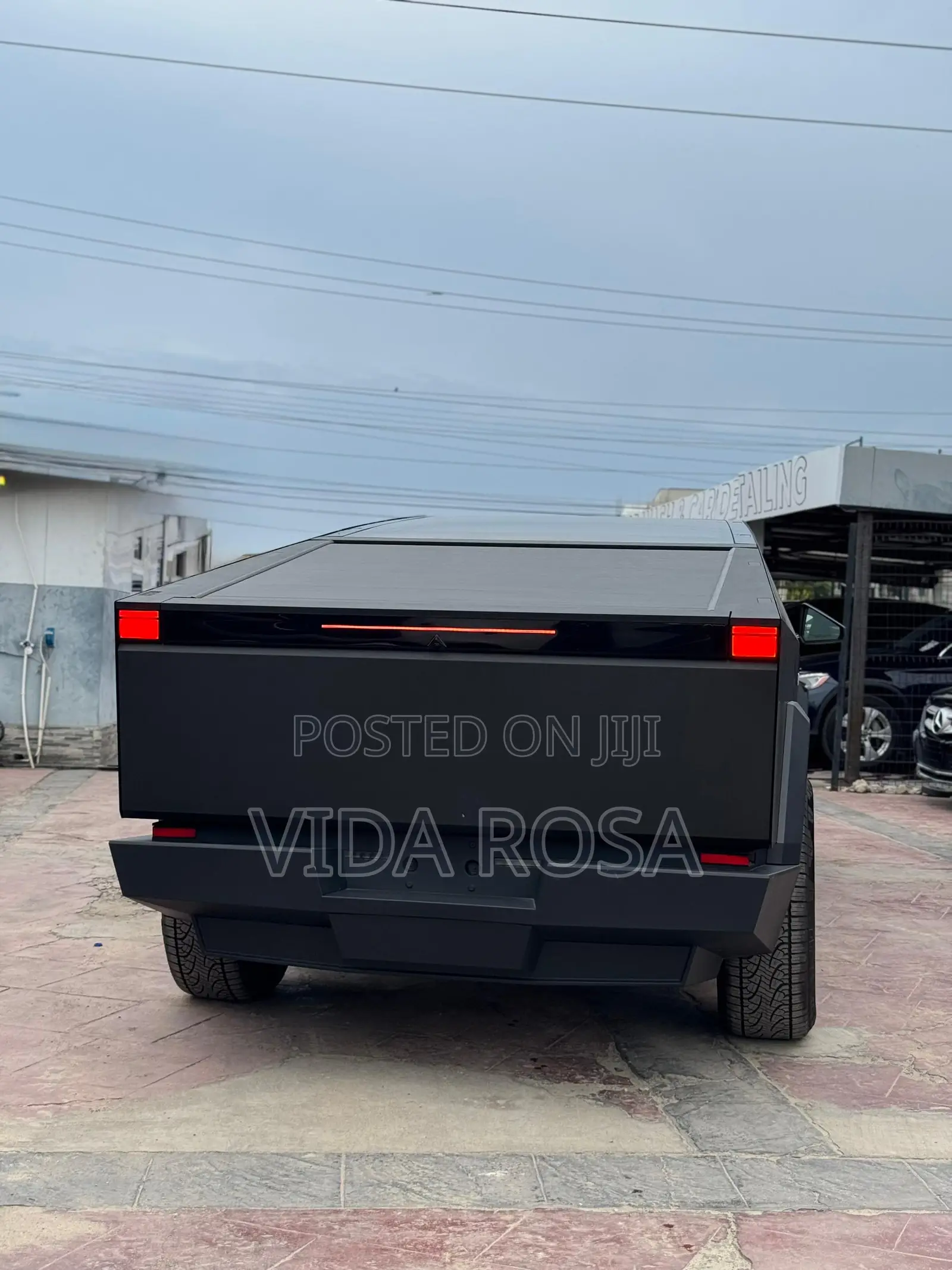 Tesla Cybertruck Cyberbeast AWD 2025 Matt Black