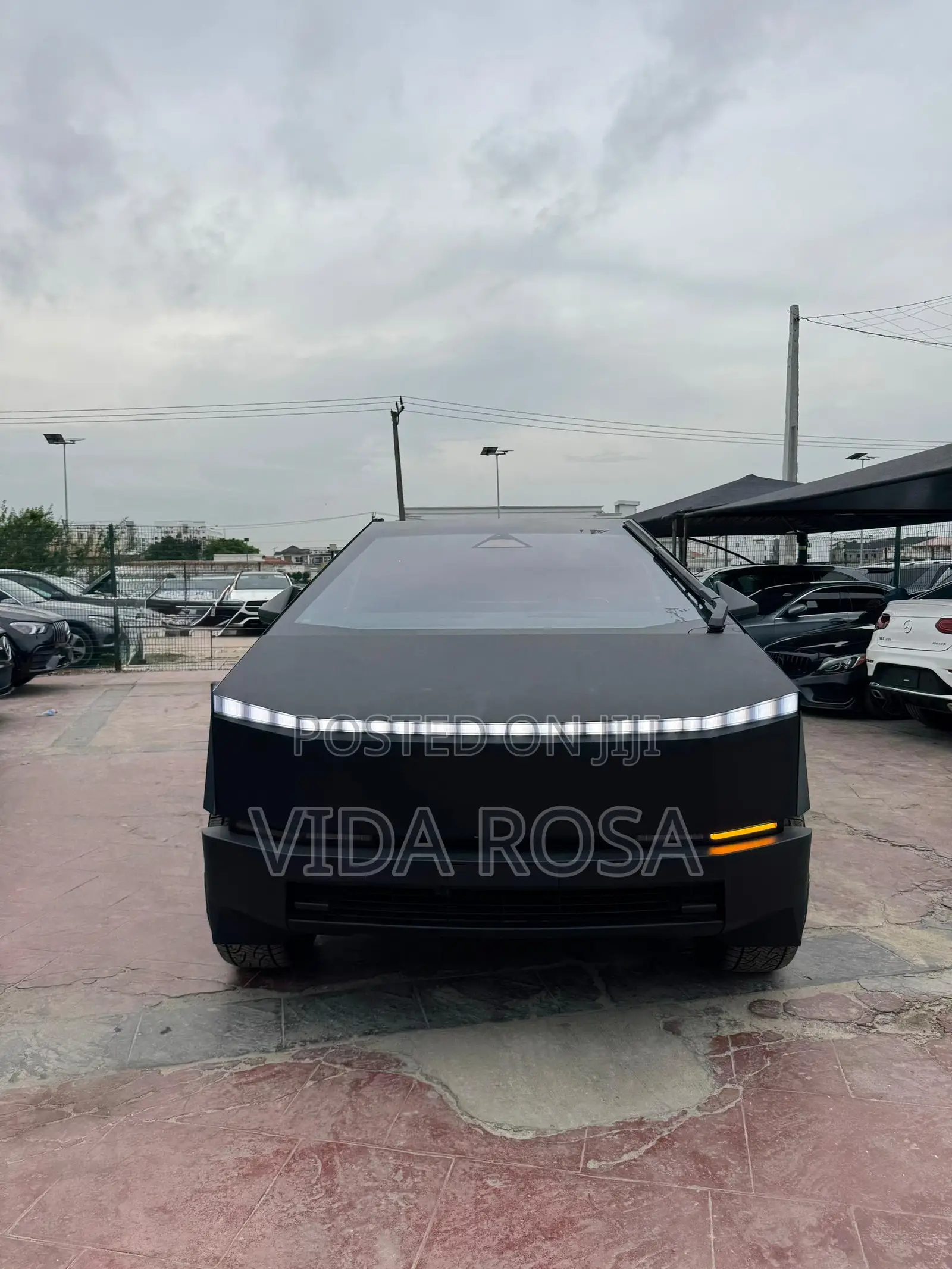Tesla Cybertruck Cyberbeast AWD 2025 Matt Black