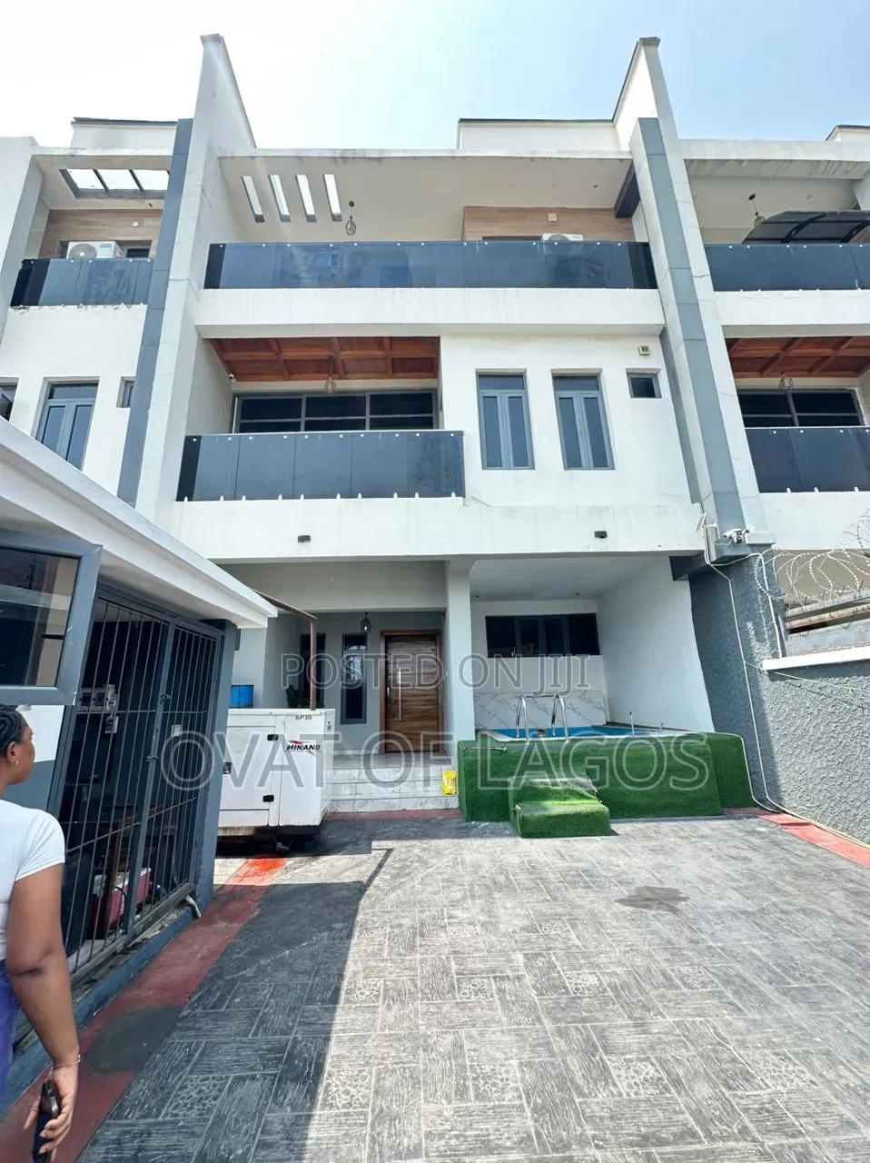 4bdrm Duplex in Ikate for sale