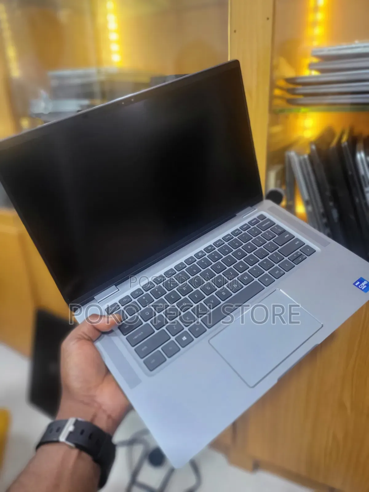 Laptop Dell Latitude 9520 16GB Intel Core i7 SSD 256GB