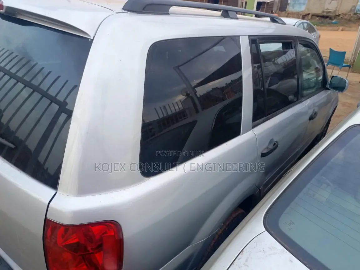 Honda Pilot 2005 Silver