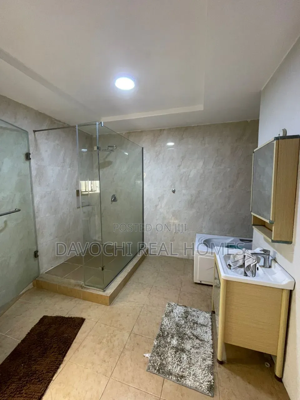 Furnished 4bdrm Apartment in Lekki Phase 1 for rent