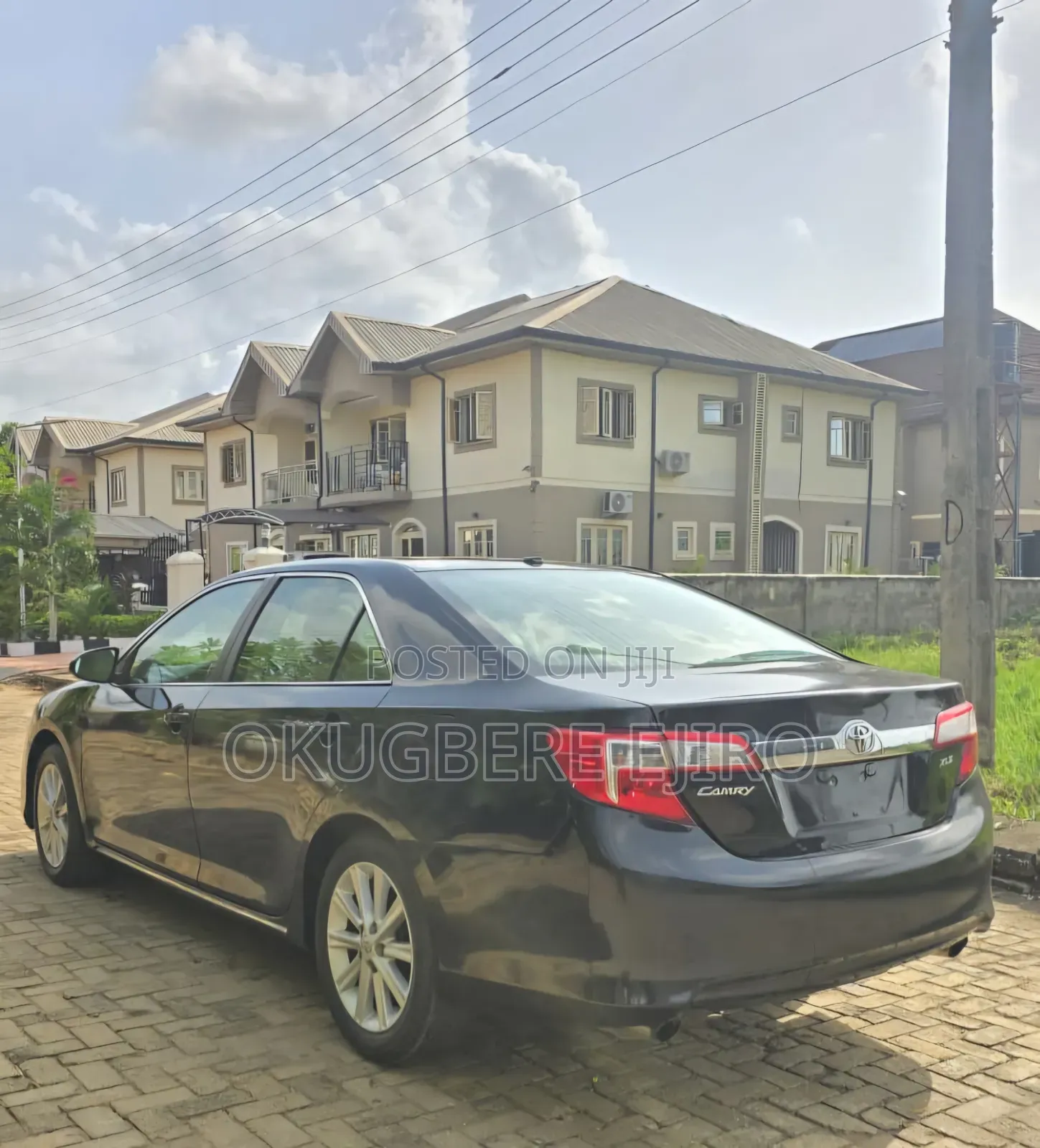 Toyota Camry XLE V6 4dr Sedan (3.5L 6cyl 6A) 2013 Black