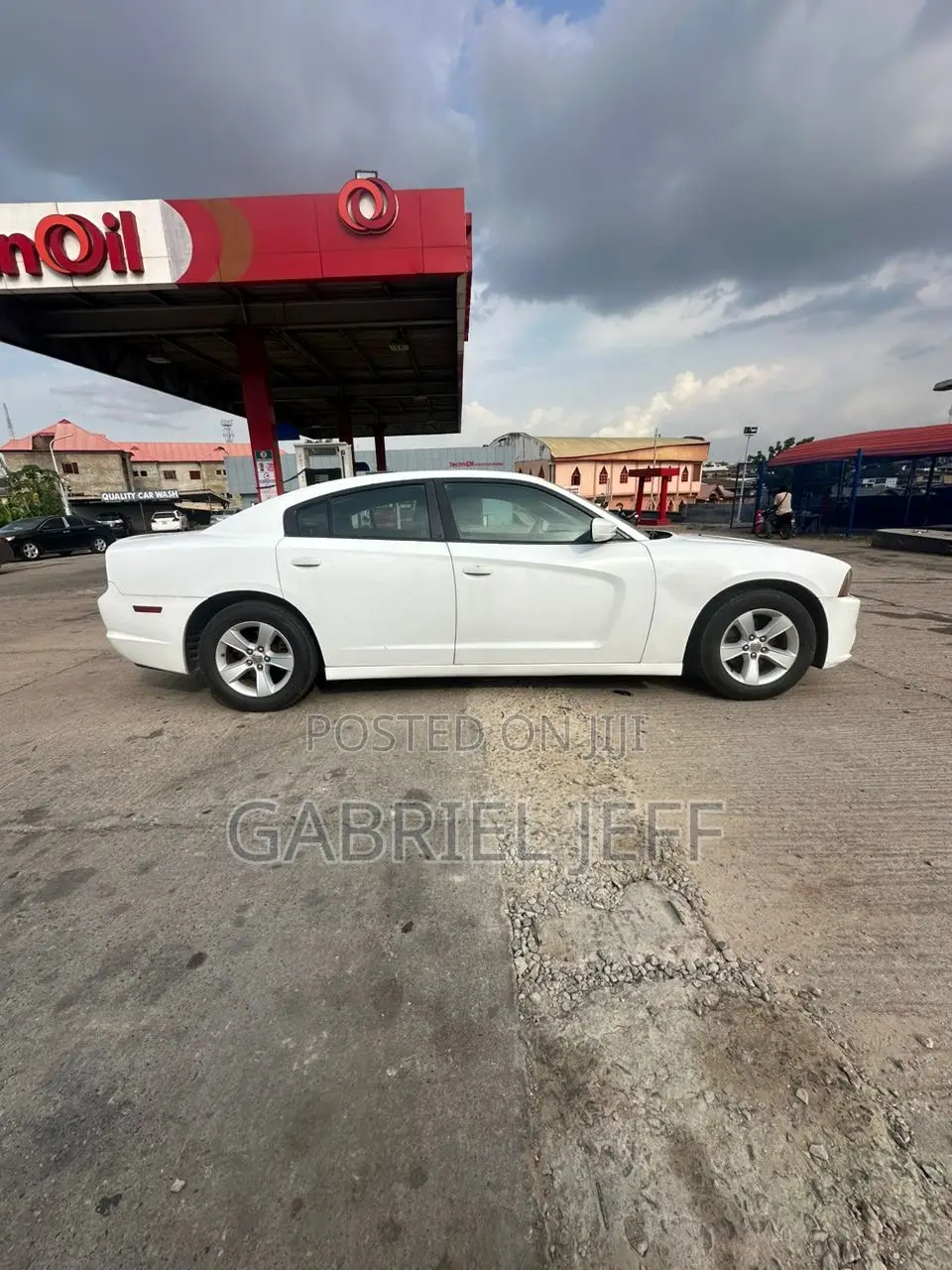 Dodge Charger 2013 White