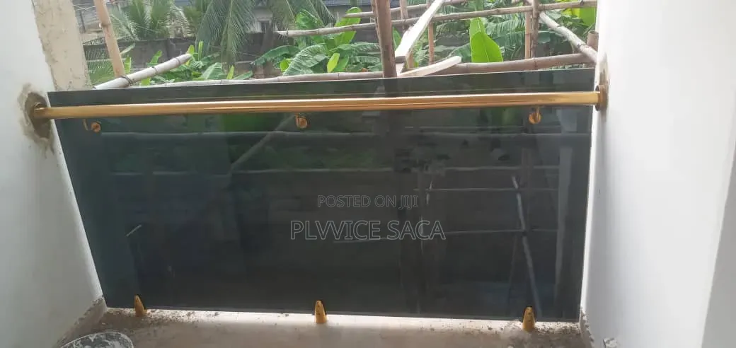 Premium Black Glass Handrail