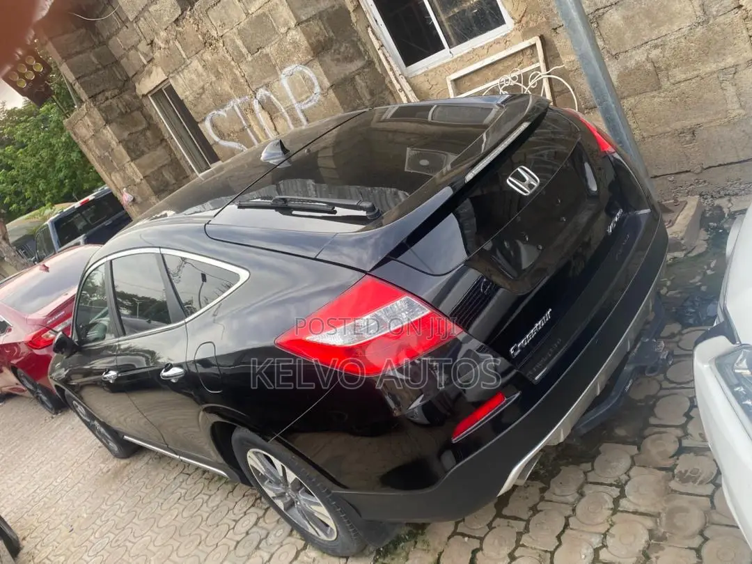 Honda Crosstour 2013 Black