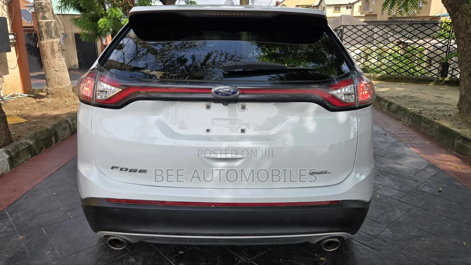 Ford Edge Titanium 4dr AWD 2017 White