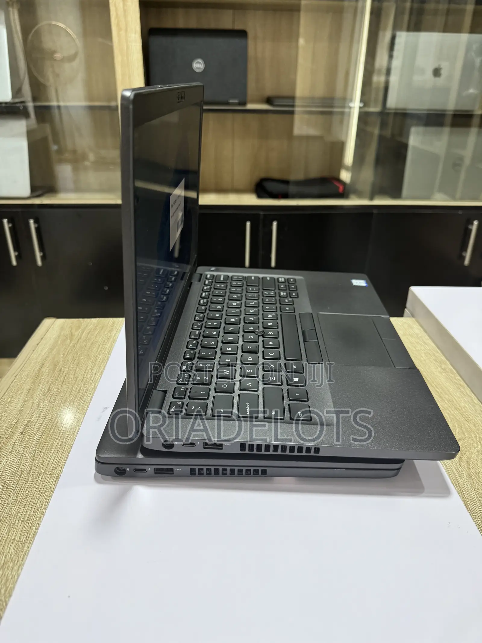 Laptop Dell Latitude 5400 16GB Intel Core i5 SSD 256GB