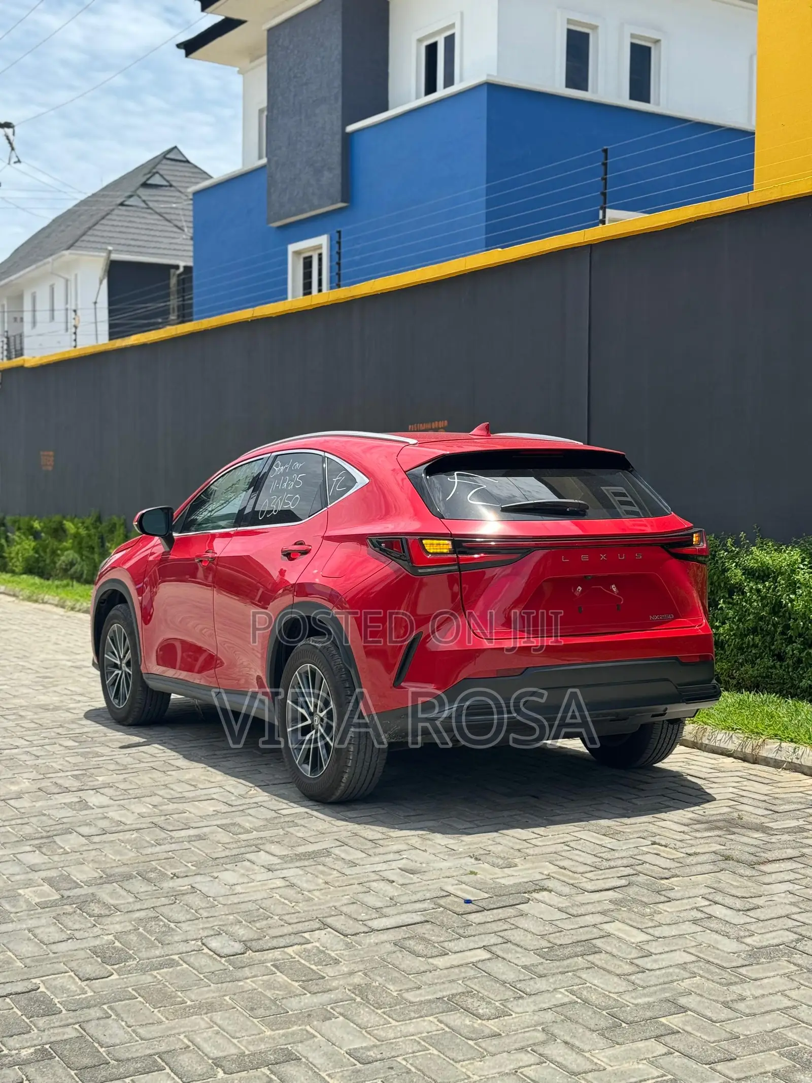 Lexus NX 250 Premium AWD 2025 Red