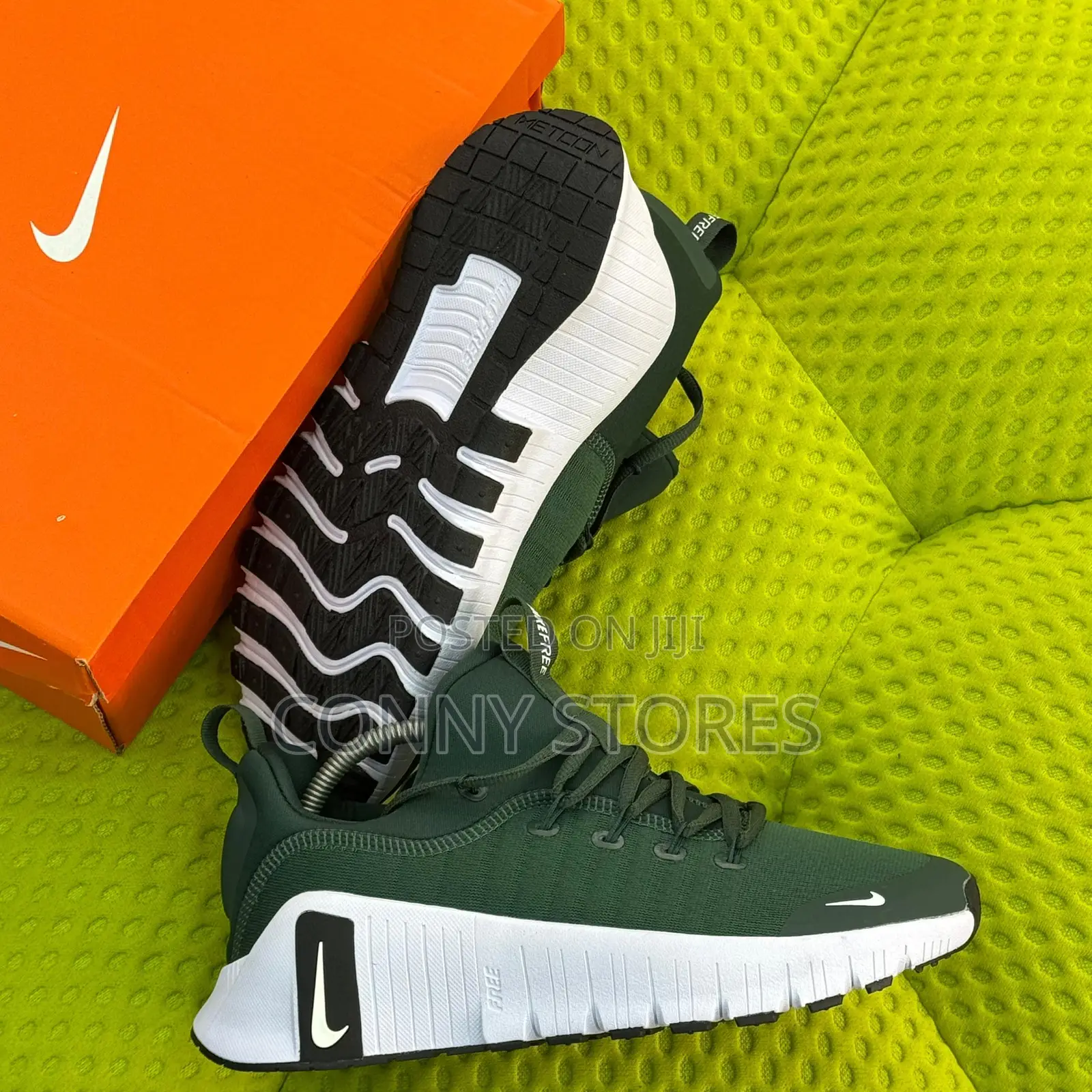 Nike Free Metcon 6 “Pro Green White” Now Available in Store