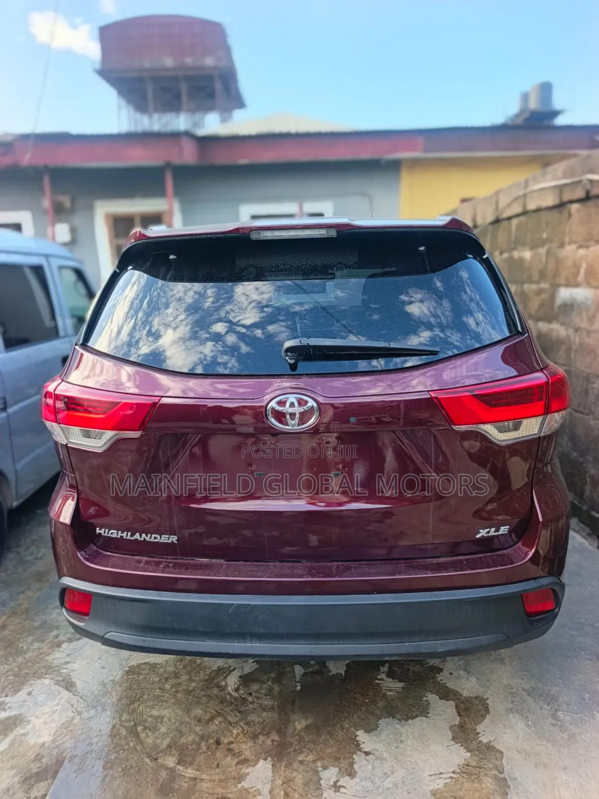 Toyota Highlander XLE 2019 Red