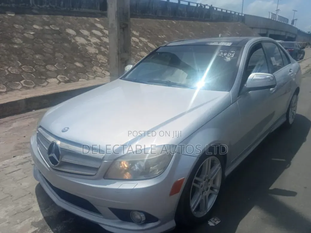 Mercedes-Benz 200 2008 Silver