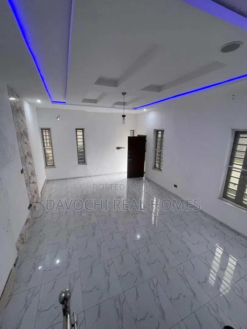 4bdrm Duplex in VGC / Ajah for rent