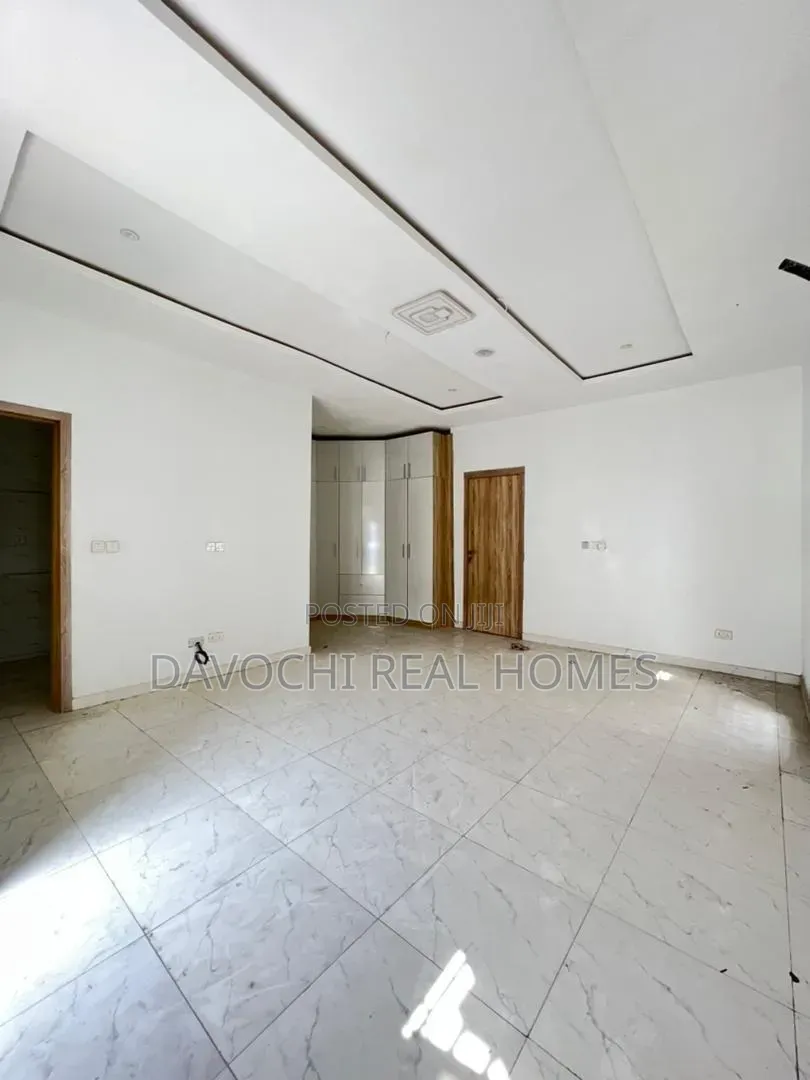 4bdrm Duplex in VGC / Ajah for rent