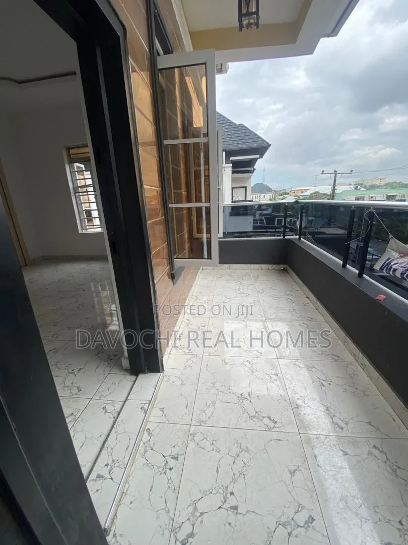 5bdrm Duplex in VGC / Ajah for rent