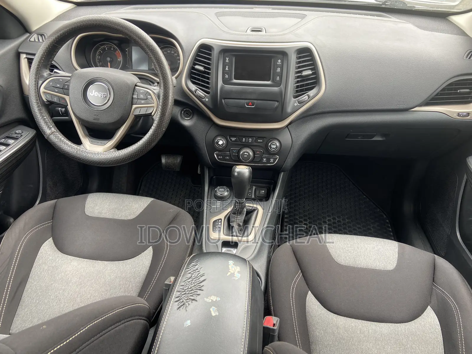 Jeep Cherokee Sport 4x4 2016 Gray