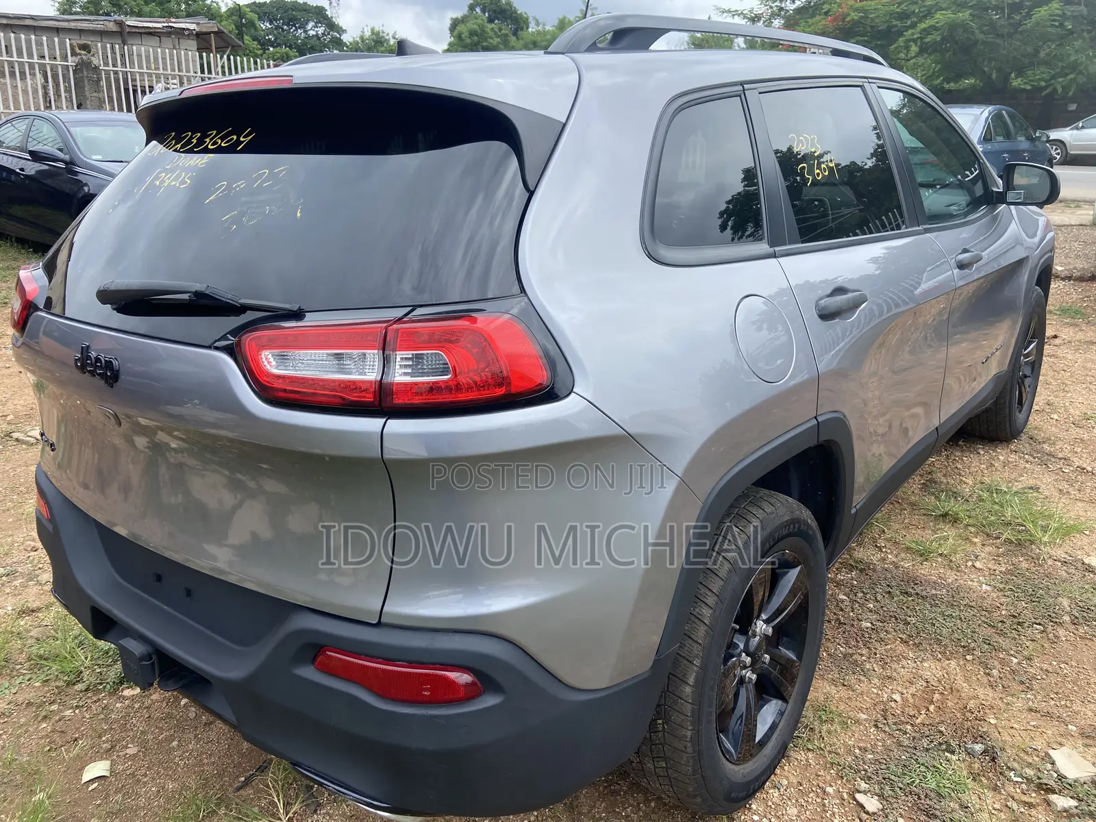Jeep Cherokee Sport 4x4 2016 Gray